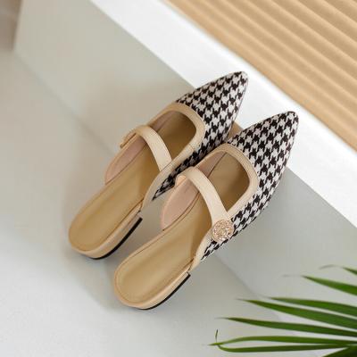 China Women's Sandals Slippers Luxury Fashion Trend Women's Plover Fabric Sandals Woman Casual Shoes for sale