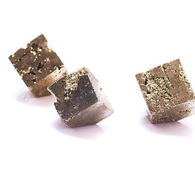 China China 2022 Bulk Natural Quartz Crystals Healing Stones Calm Pyrite For Sale for sale