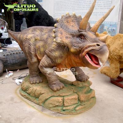 China Baby Triceratops Dinosaur Outdoor High Quality Handmade Animatronic Model for sale