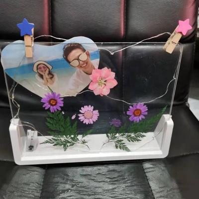 China Modern simplicity New style 4 6 8 10 Inch Resin Material Decorative Photo Frame for sale