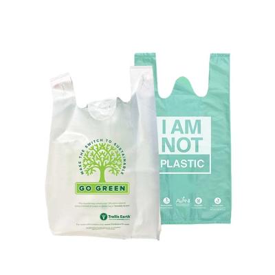 China New Popularity 2022 Hot Sale Recyclable Biodegradable T-shirt Bag Compostable Plastic Shopping Bag for sale