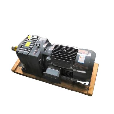 China Hotels HUAKE RF77 RF87 RF97 Series Gearbox Reducer Helical Gearbox made in china for sale