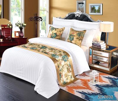 China Supplies Nondisposable Embroidery 3cm Bed Linen Stripe Comfortable White Hotel Bedding Set for sale