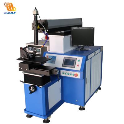 China Hotels CE Quality High Accuracy Stainless Steel Metal Laser Welding Machine With Rotary Device for sale