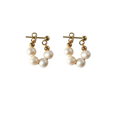 China FASHIONABLE retro French freshwater pearl beaded earrings female simple and supple niche temperament earrings for sale