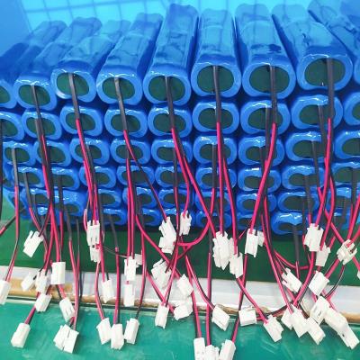 China Lithiumphosphatakku wieder aufladbarer Satz Batterie-LiFePO4 mit BMS Connector zu verkaufen