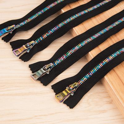 China Factory Custom Rainbow Close End 3# 5# 8# Metal Zippers Automatic Teeth Lock Metal Zippers for Garment or Handbag for sale