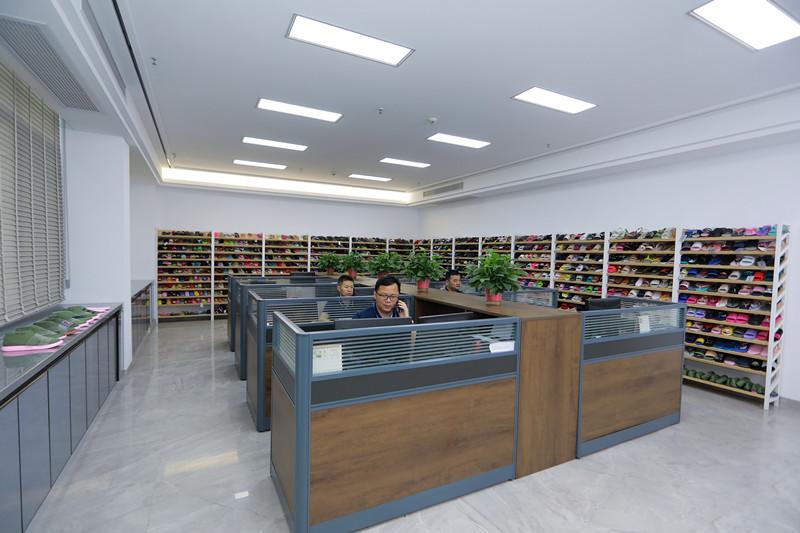 Verified China supplier - Jieyang Shenlubao Footwear Ltd.