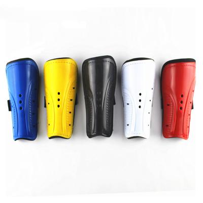 China Sport Safety Pads Most Popular Soccer Shin Guards Superlight Soccer Shin Guard Pads for sale