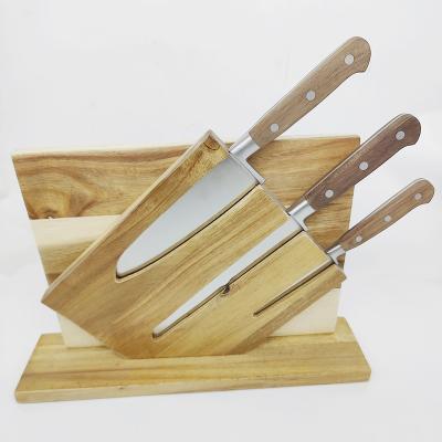 China Sustainable High Carbon Stainless Steel Kitchen Knife Set With Acacia Wood Cutting Board 5 Pieces Knife And Board Set for sale