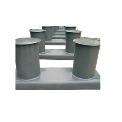 China Equipment Marine Mooring Hardware 200t Mooring Bollard Boat Parts Marine Accessories zu verkaufen