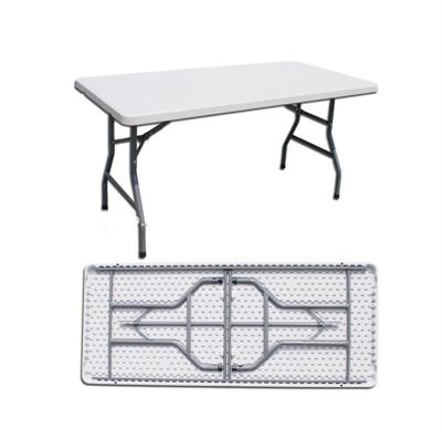 China Contemporary Outdoor Plastic Folding Table For Dinner for sale