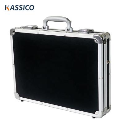 China Lightweight / Durable / Easy To Carry Aluminum Laptop Case /Alu Attache Case / Aluminum Briefcase For Business Men for sale