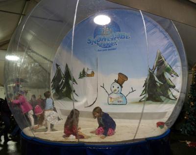 China Special Background Transparent Inflatable Ball / Inflatable Snow Dome for sale