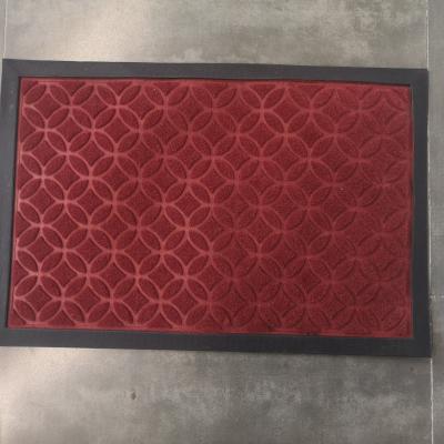 China Washable Custom Embossed Polyester Door Mat Dust Removal Mat Water Absorption Rubber Mat for sale