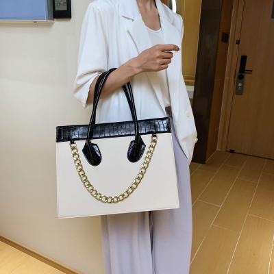 China New Women's Frosted PU Splicing Ladies Tote Hand Bags Custom Logo Large Capacity Fashion YIMYIK Shoulder Bags With Chains for sale