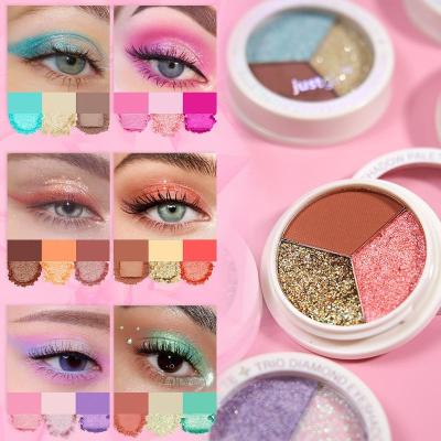 China Paleta de 3 colores de sombra de ojos Duocromo perfecta para todos los tonos de piel en venta