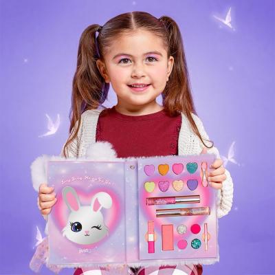 China Kit de maquiagem para crianças com brilho de lábio Paleta de sombras personalizável à venda