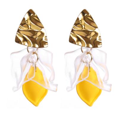 China New Triangle Alloy Acrylic Clear Petal Tulip Flower Drop Earrings Simple Plastic Resin Dangle Earrings for sale