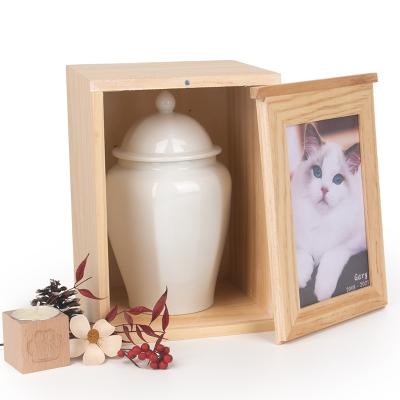 China American style 800ml white ceramic urn for pet cremation ashes wood ceramic urn set for cremation ashes keepsake dog cat urna animal urn set for sale