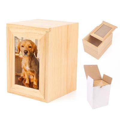 China Wooden Cubic Pet Cremation Urnas Photo Frame Viable Slide Lid for Cat and Dog Cremation Ashes Urn Keepsake Memorial Pet Wooden Urn for sale