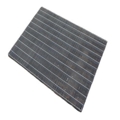 China Minimalist Metal Indented Drainage Sheets Steel Grid Grate To Construction Building Material for sale