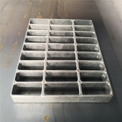 China Industrial diamond surface, hot dip galvanized, gi grating for sale