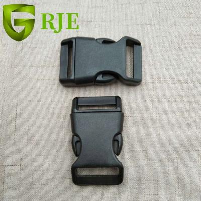 China Plastic Curved Buckle Strap Buckle Backpack Buckle Plastic Wholesale Plastic Strap Buckle For Strap for sale