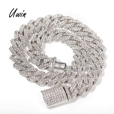 China Hiphop Daicy Iced Out 18MM Cuban Chain Hip Hop Rhinestone Wholesale Miami Cuban Link Chain Jewelry For Men for sale