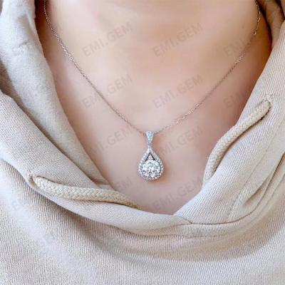 China CLASSIC Moissanite Pendant Necklace For Women 925 Sterling Silver Jewelry In Stock Party Gift for sale