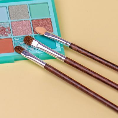 China Make Up Factory Custom Logo Free Samples 12 Pcs Makeup Brush Set Direct Customized Makeup Professional Eyeliner Makeup Brush Set for sale