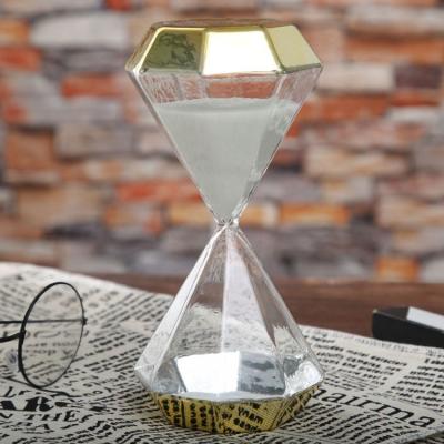 China Design Minimalist Sand Appearance Diamond Glass Hourglass 10/15 Minutes Sand Timer for sale