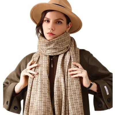 China RTS Whosale Big Large Scarf Fashion Plaid Scarf Winter Warm Fashionable Plaid Women Fashion Long Shawl for sale