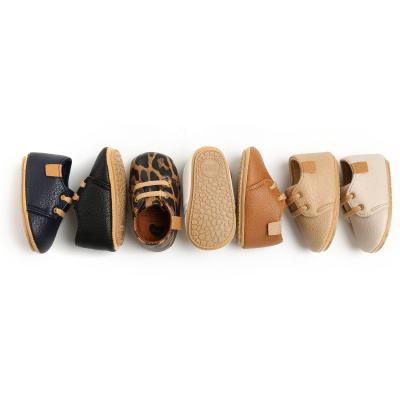 China Factory direct sales Anti-slippery toddler leather wear-resistant non-slip baby shoes newborn baby moccasins for sale