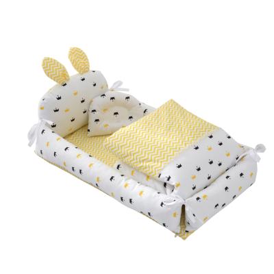 China New Modern Cotton 100% Adjustable Crib Easy To Clean Comfortable And Soft Newborn Baby Crib for sale