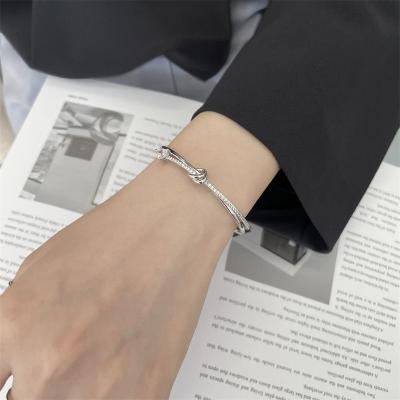 China Women's Diamond Bracelet Adjustable 925 Sterling Silver Luxury Knot Heart Shaped Bracelet for sale