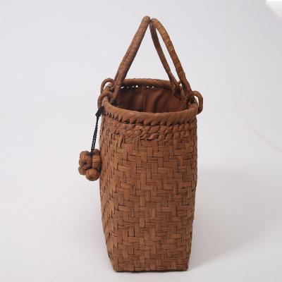 China Natural chic hand weave shoulder bag natural rattan bags fashion rattan shoulder bag leather straps for women handwoven for sale