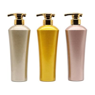 China 300ml 500ml 750ml cosmetic/shower gel/moisturizer/shampoo in stock color plastic packing bottle with gold press pump for shampoo shower gel for sale