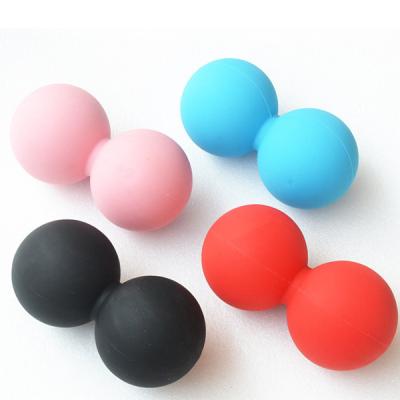 China Peanut Massager Ball Peanut Sports Fitness Yoga Ball Durable Therapy Free BPA Silicone Printing or Engraved Logo Silicone Peanut Massager Ball for sale