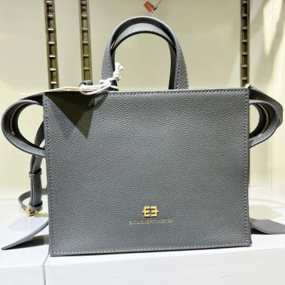 China Fashion leather cross - body bag for women European simple genuine leather shoulder bag for sale