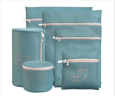 China Eco-friendly Wholesale Modern Foldable Polyester Mesh Custom Durable Zipper Laundry Bag for sale