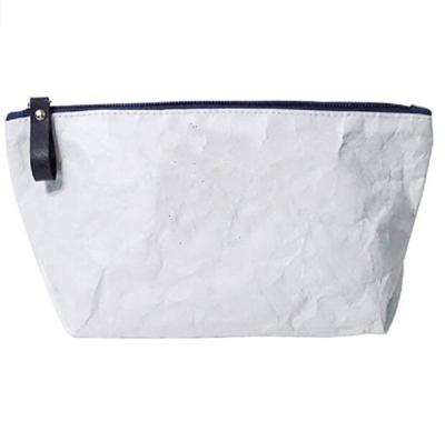 China Multifunctional Tyvek Paper Cosmetic Bag Eco-friendly Storage Travel Bag Cosmetic Bag for sale