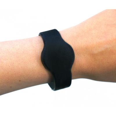 China NFC Large Black RFID Silicone Wristband 13.56 MHz With Screen Printing for sale