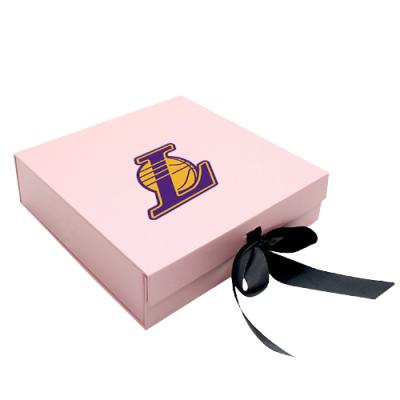 China Wholesale handmade foldable gift box y with ribbon closure gift box for garment wig for sale