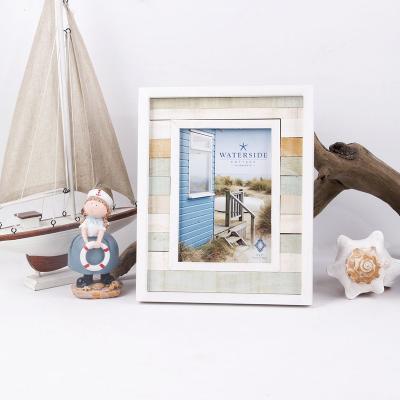 China High Definition Rustic Glass Photo Frame Picture Frame Rack Wooden Wall Desktop Ornaments 5*7' for sale