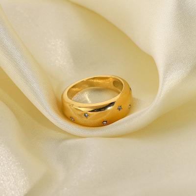 China 2021 Stats Gorgeous Natural Square Shellfish 18K Gold Plated IP Stainless Steel White Wedding Ring for sale