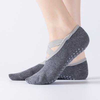 China Wholesale QUICK DRY Cotton Unique Anti-slip Soft Silicone Women Grip Yoga Five Toe Socks For Women for sale