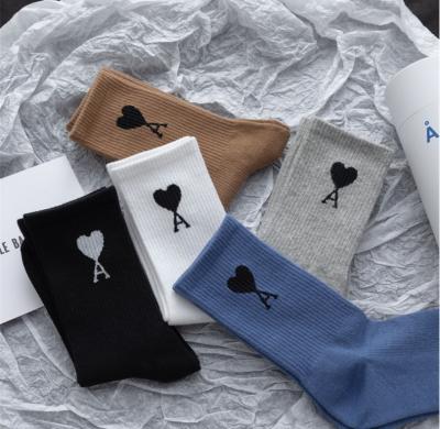 China Fashion High Quality Heart Pattern Couples Crew Sock Cotton Athletic Socks for sale