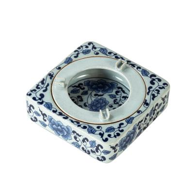 China Creative blue and white retro ashtray Chinese hotel porcelain dining/living room ceramic ashtray logo ceramic customization for sale