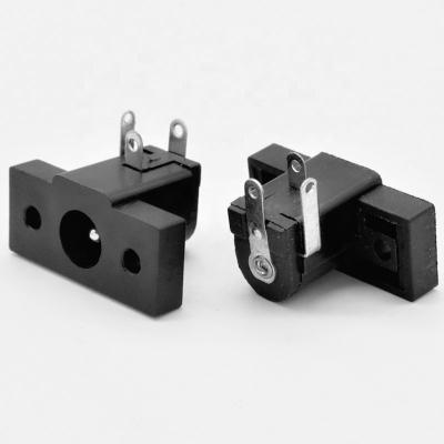 China DC-020 5525 Round 5.5x2.5 Residential/General Purpose/Industrial Power Jack 5521 5525 DC020 Mains Plug DC020 5.5*2.1 3 Pins Electrical Outlet for sale